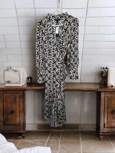 Banana Republic Womens Medium Wrap Dress Purple & Brown Floral Dress New w/ Tags - Picture 1 of 5