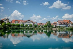 GUTSCHEIN Urlaub im Seehotel Niedernberg Kleine Auszeit 1ÜB im DZ für 2 Personen - Bild 1 von 2