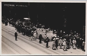 Funeral chino de Hong Kong vintage RPPC C097 - Imagen 1 de 2