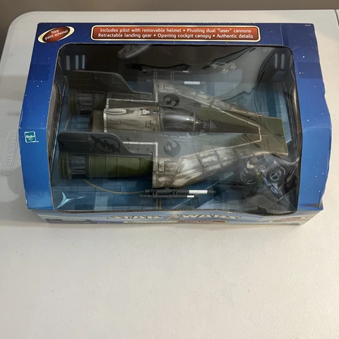 🍕🍕SEALED* A-Wing Fighter w Pilot STAR WARS 2002 Saga Collection Target🍕🍕 Cover
