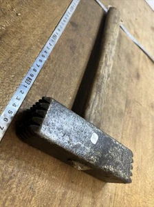 n° 2 old tool OUTIL ANCIEN Boucharde de pierre Marteau Taillant Forgé XIXe - Picture 1 of 8
