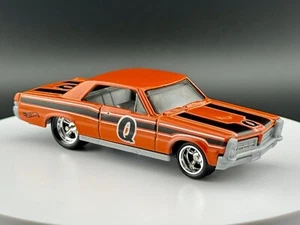 Hot Wheels Factory Bespoke Prototype-Real Riders-Riveted- 65 Pontiac GTO - Picture 1 of 9