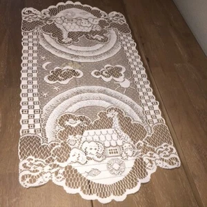 Corredor de mesa Heritage Encaje Arca de Noé 29""x15"" blanco bebé guardería dulce en excelente estado - Imagen 1 de 9