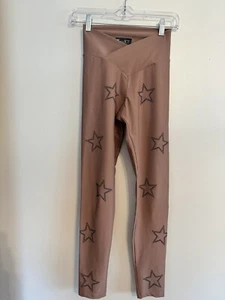 NWOT Beach Riot Star Studded Leggings, Sz M, in store for $125 - Bild 1 von 5