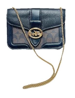 蔻驰签名帆布皮革斜挎包金马车奖章和链条 — 第 1/4 张图片