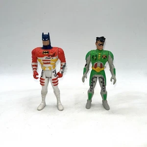 Lotto Adventures Of Batman & Robin Air Strike Robin & Turbo Surge Batman Kenner - Foto 1 di 6