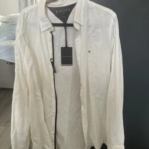 New: Tommy Hilfiger Viscose And Bright White Slim Fit Linen Shirt - Picture 1 of 4