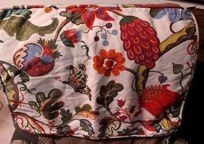 Pottery Barn Serafina стандартный наволочка с цветочным рисунком 20x26 дюймов тяжелый лен/хлопок  - Изображение 1 из 4