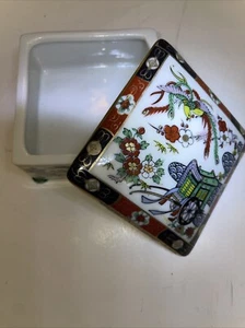 Caja baratija japonesa asiática vintage Heritage IMARI porcelana grulla pájaro floral - Imagen 1 de 5