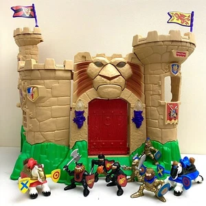VTG 98’ Fisher Price Great Adventures Magic Lion Castle w/ Figures - Picture 1 of 16