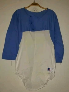 Vintage Russell athletisches Baseballshirt hellblau weiß Nylonmischung Raglan klein  - Bild 1 von 3
