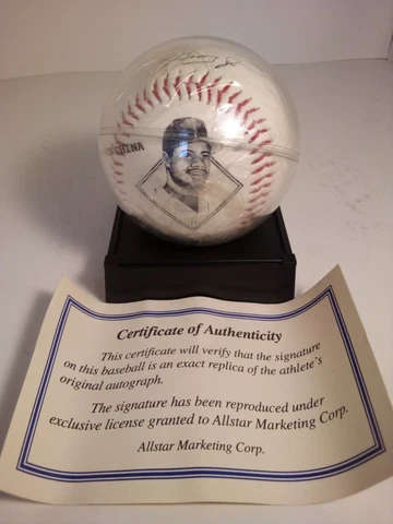 Ken Griffey Jr Comemorative Autograph Replica Baseball w/ COA Cover