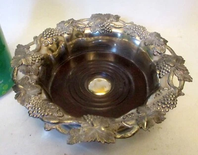 Винтажные Серебряные ПОДСТАВКИ ДЛЯ БУТЫЛОК ВИНА Виноград Барная посуда с Клеймом Дизайн Regency - Изображение 1 из 4