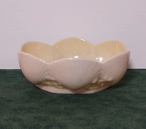 Vintage Belleek Oval Dish, Shells & Coral "New Shell" 6th Green Mark 5" - EUC - Picture 1 of 4