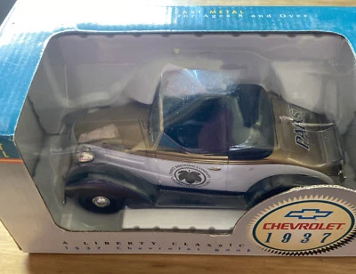 Chevrolet Pabst Brewing Company 1937 LIBERTY CLASSICS DIE CAST BANK Foto 1 de 4