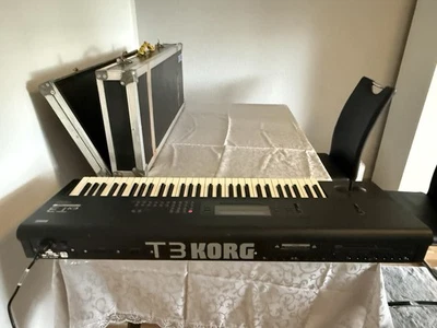 Korg T3 EX  Keyboard Musik Workstation 61 Tasten + Bulldog Flight- Case - Bild 1 von 4