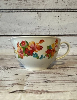 Pioneer Woman VINTAGE FLORAL Design Melamine Measuring 2 Cup 16oz - Image 1 of 4