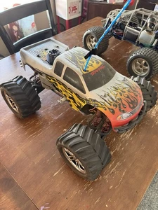 Traxxas T-Maxx Truck RC Nitro 3.3 4x4 Is Used Condition. Read Description - Picture 1 of 8