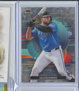 2025 Topps Finest AGUSTIN RAMIREZ RC Rookie rifrattore non comune #180 🔥Marlins🔥 - Foto 1 di 2