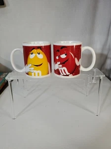 (2)M&M Ceramic Coffee Mug Cup Red Chocolate Yellow Peanut Candy Mars 2013 12 oz - Picture 1 of 7