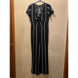 Crystal Sky Juniors Jumpsuit Wide Leg Striped Bow Tie Front Black White Sz 9 NWT - Picture 1 of 6