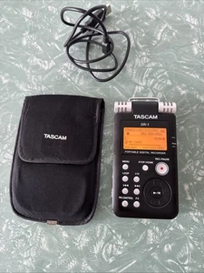 TASCAM DR-1 Portable Solid State Recorder with Soft Case and USB Cord - Picture 1 of 3