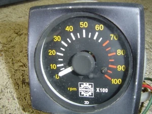 Moto-Ski Ultra Sonic Tackometer 1982 - Imagen 1 de 4