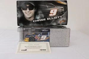 CHASE ELLIOTT 2015 AUTOGRPAHED #9 NAPA CHEVY CAMARO MEGA XRARE!! - Picture 1 of 5