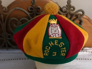 Figura de gárgola bordada de fieltro gorro sombrero gárgola gorra de colección Rochester NY Nueva York  - Imagen 1 de 3