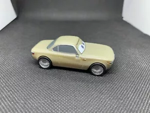 Disney Cars - Sterling Plastic Cream Colour - Collectible - 1:64 Scale - USED - Picture 1 of 4