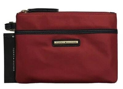 NUEVO CON ETIQUETAS MUJER TOMMY HILFIGER ROJO PROFUNDO NAILON CREMALLERA PULSERA CON CORREA PRECIO DE VENTA SUGERIDO POR EL FABRICANTE $48.00  Foto 1 de 4