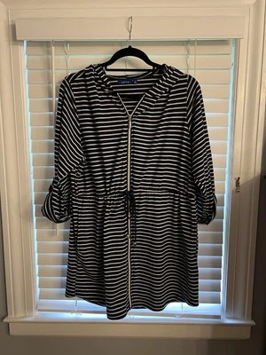 Apt. 9 Para Mujer Talla S Manga Larga Enrollada Con Capucha Cremallera Cubierta Azul Marino/Blanco Rayas Foto 1 de 4