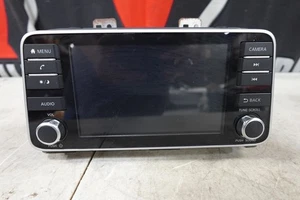 RADIO PANTALLA NISSAN VERSA 2020-2022 2591A5RL1B #090808-36A - Imagen 1 de 4