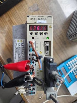 YASKAWA used SGDH-08AE-S 0.8kW AC Servo Driver FAST SHIPPING - Image 1 of 4