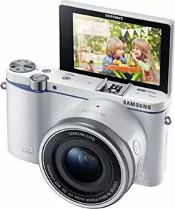 Samsung NX3300 Mirrorless Camera White w/20-50mm Lens (EV-NX3300BEWUS) - Picture 1 of 1