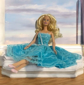 Blue Lace Doll Outfit - A Unique Handmade Dress & Jacket For Dolls - Imagen 1 de 12