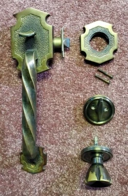 Vintage Large Solid Brass Door Thumb Latch Pull Handle Turn Lock Turn Handle - Image 1 of 4