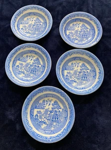 5 Vintage Royal Grafton Blue Willow Pattern 5" Dessert/Bread plates, Chinoiserie - Picture 1 of 4