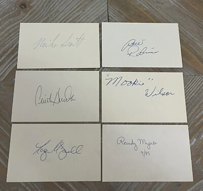 LOT OF (42) SIGNED AUTOGRAPHED 1980s NEW YORK METS INDEX CARDS, TONS OF 1986! - Image 1 of 4