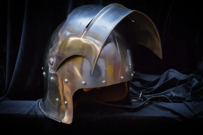 中世纪头盔和肩部护卫复古手工制作闪亮 * 做工精良! — 第 1/4 张图片