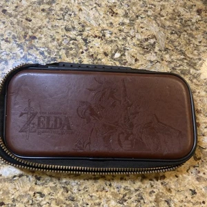 Nintendo Switch Tragetasche Legend of Zelda Breath of the Wild Deluxe Leder - Bild 1 von 3