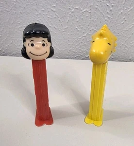 Paquete de personajes PEZ Peanuts Woodstock y Lucy sueltos - Imagen 1 de 5