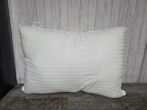 BECKHAM D HOTEL COLLECTION Down Alternative Pillow 20x28 - Picture 1 of 3