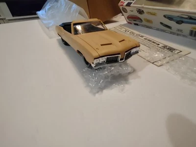 1/25 Resina 70 Oldsmobile 442 Convertible con Caja Johan y Piezas. Foto 1 de 4
