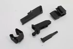 Audi A5 Sportback NS Left Tailgate Parcel Shelf Mounting Peg New 8T8898283L - Picture 1 of 14