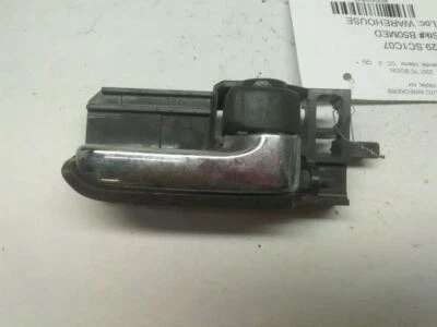 TC SCION  2007 Door Handle Interior 410843 - Image 1 of 3