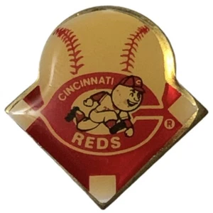 MLB Cincinnati Reds Logo Baseball Field Souvenir Pin - Picture 1 of 2