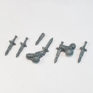 Warhammer 40K Adeptus Custodes Custodian Wardens Misericordia x 5 [Bits] - Imagen 1 de 2