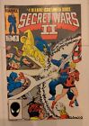 Marvel Comics Secret Wars II #4 with the AVENGERS from Oct. 1985 in F/VF Con. DM