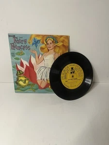 Vintage The Fairy Princess 1975 Saalfield Paperback Childrens Fairy Tale - Foto 1 di 2